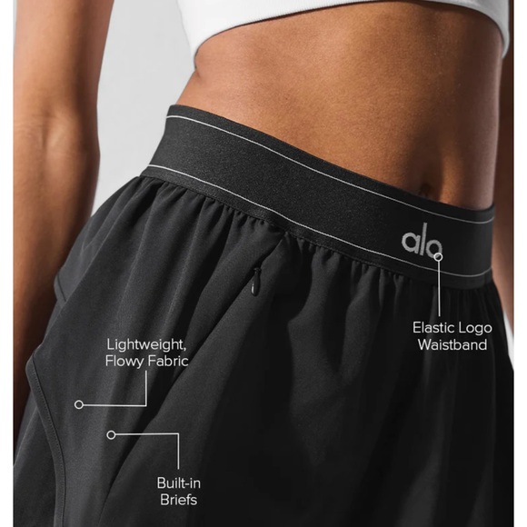 Alo yoga Women's match point Shorts - Picture 4 of 9